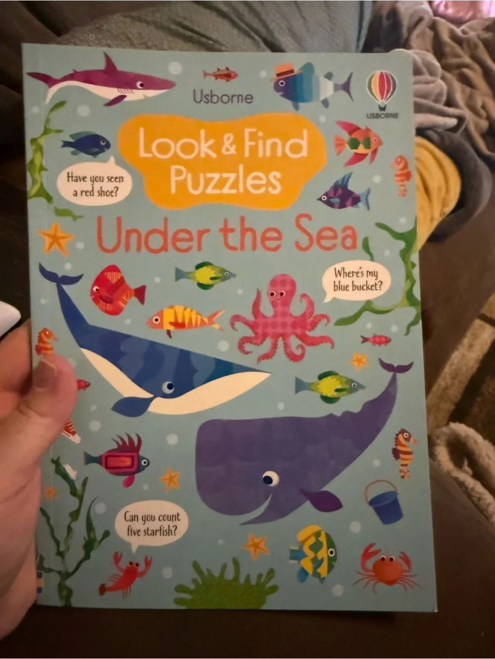 Usborne Look & Find Puzzles: Under the Sea - Blue, Purple, Pink